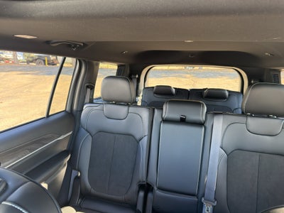 2026 Jeep Grand Cherokee GRAND CHEROKEE L LAREDO ALTITUDE 4X4