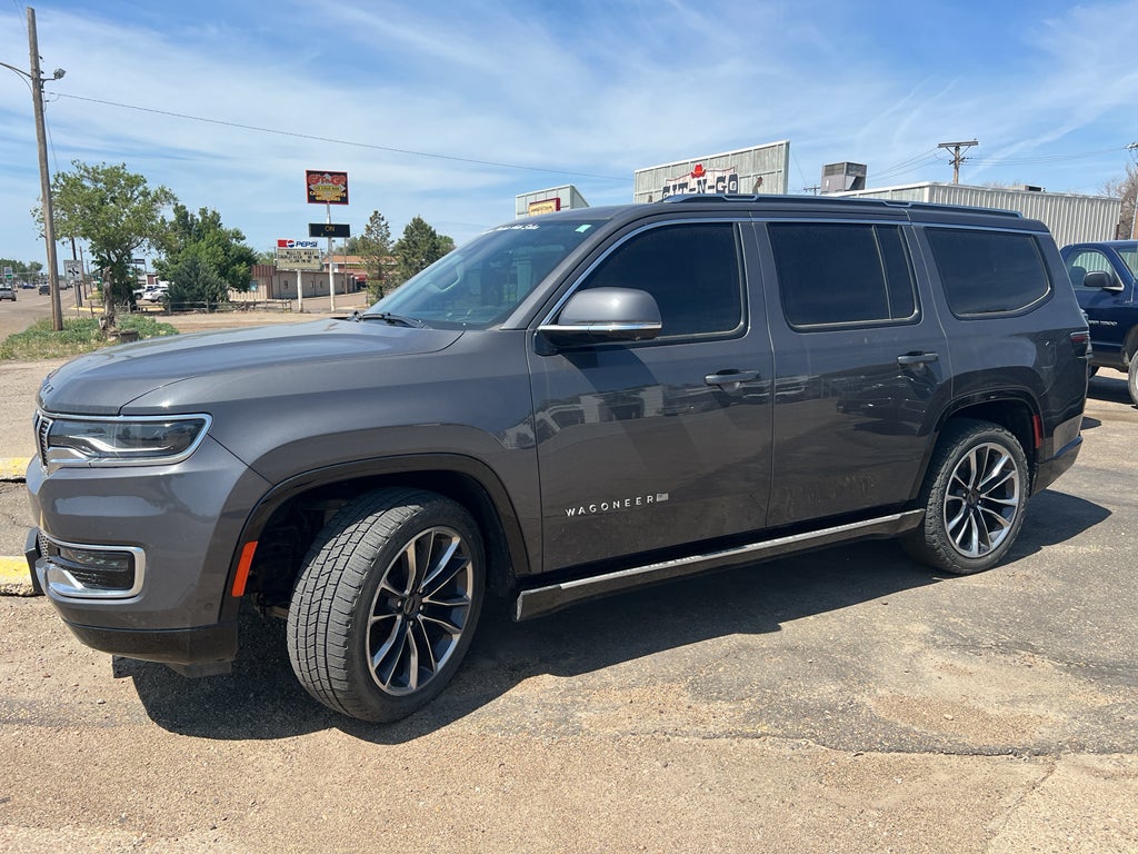 2022 Jeep Wagoneer Series III 4x4