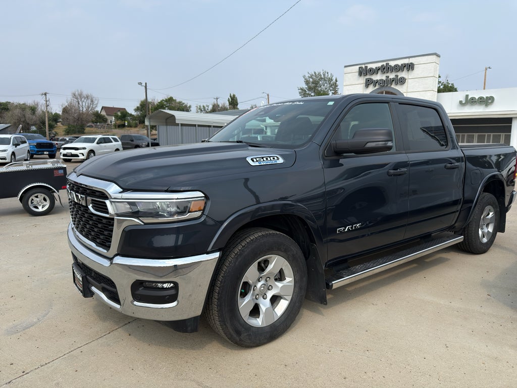 2025 RAM 1500 Big Horn Crew Cab 4x4 5'7' Box