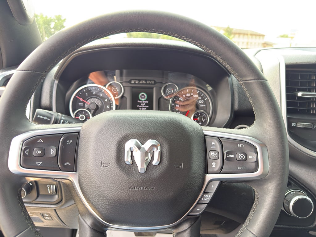 2025 RAM 1500 Big Horn Crew Cab 4x4 5'7' Box