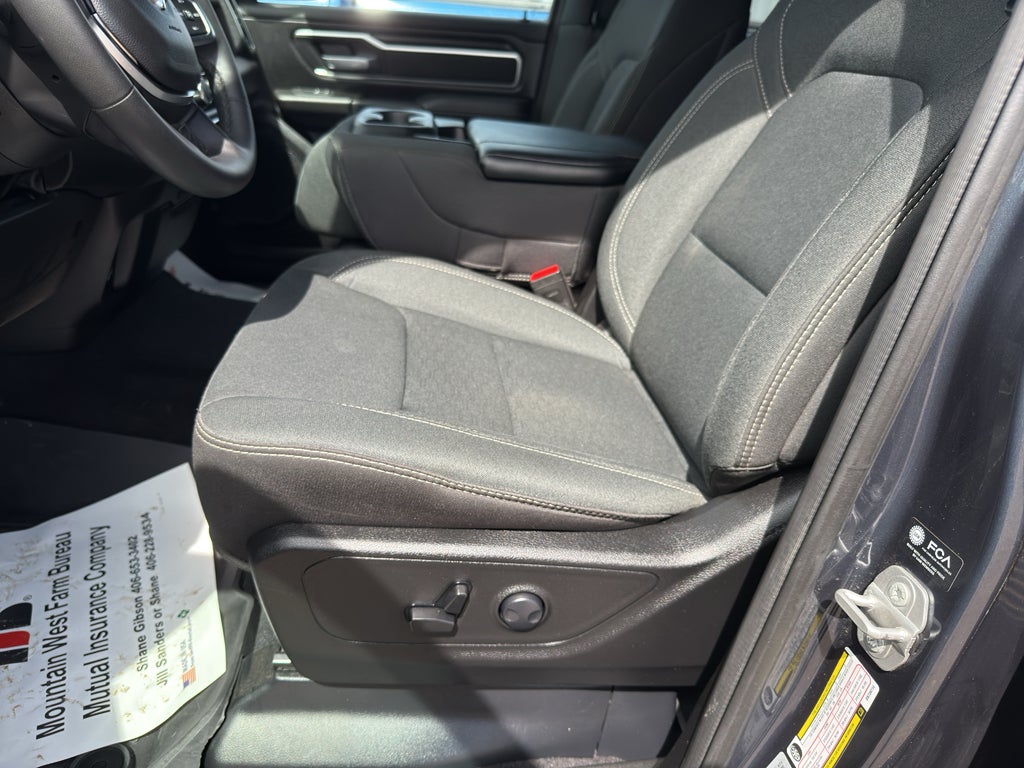 2025 RAM 1500 Big Horn Crew Cab 4x4 5'7' Box