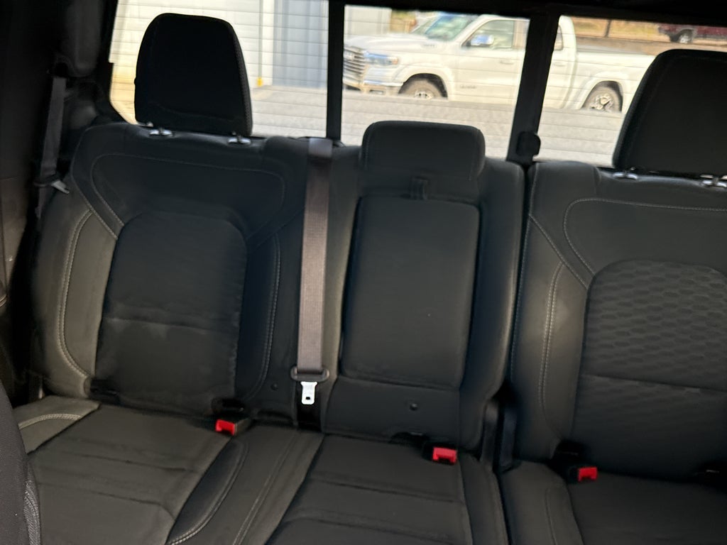 2025 RAM 1500 Big Horn Crew Cab 4x4 5'7' Box