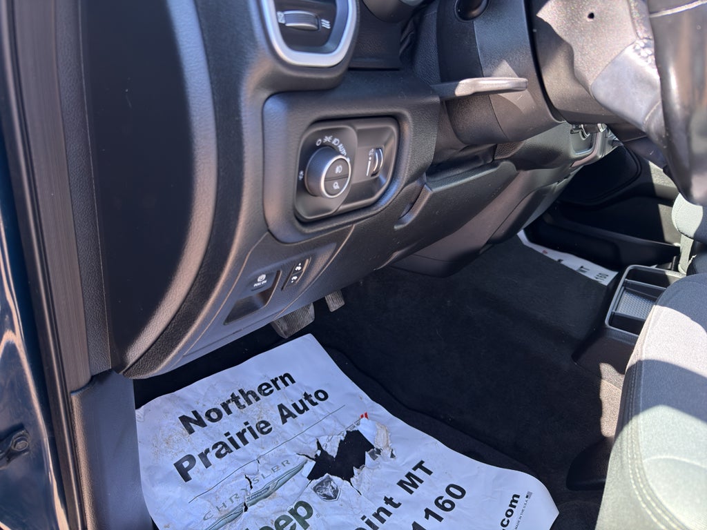 2022 RAM 1500 Big Horn Crew Cab 4x4 5'7' Box