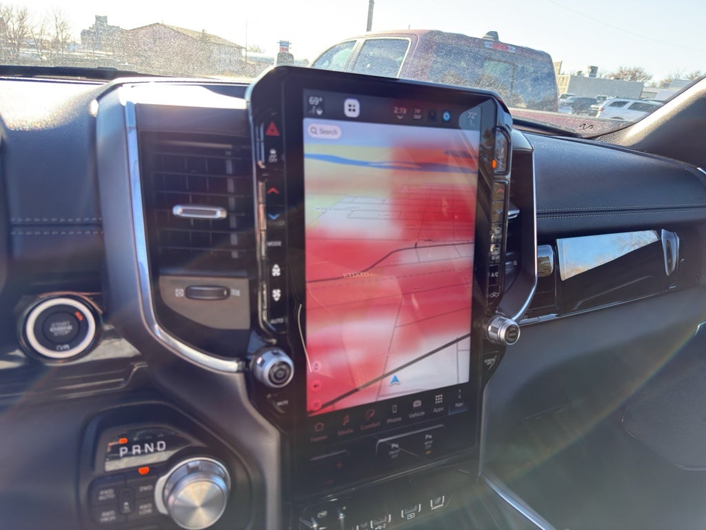 2025 RAM 1500 Laramie Crew Cab 4x4 6'4' Box