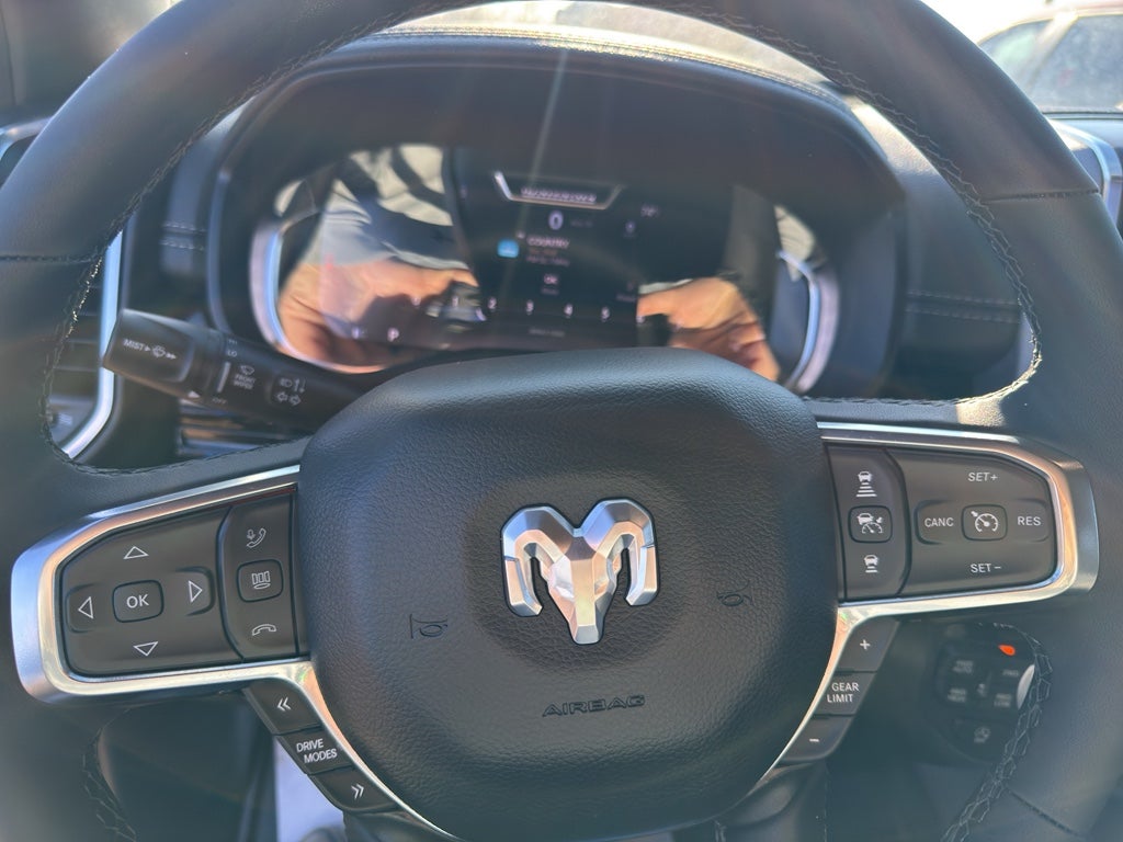 2025 RAM 1500 Laramie Crew Cab 4x4 6'4' Box