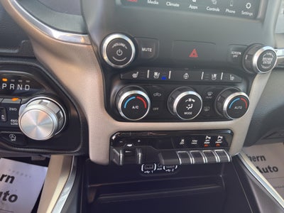 2021 RAM 1500 Laramie Crew Cab 4x4 6'4' Box