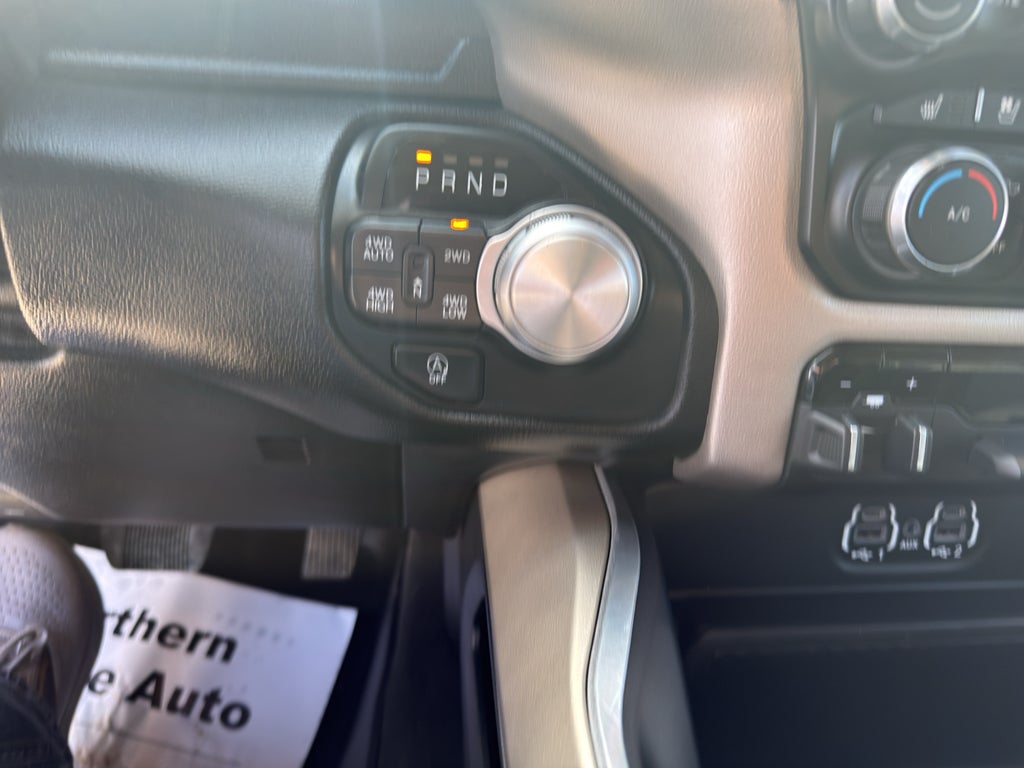 2021 RAM 1500 Laramie Crew Cab 4x4 6'4' Box