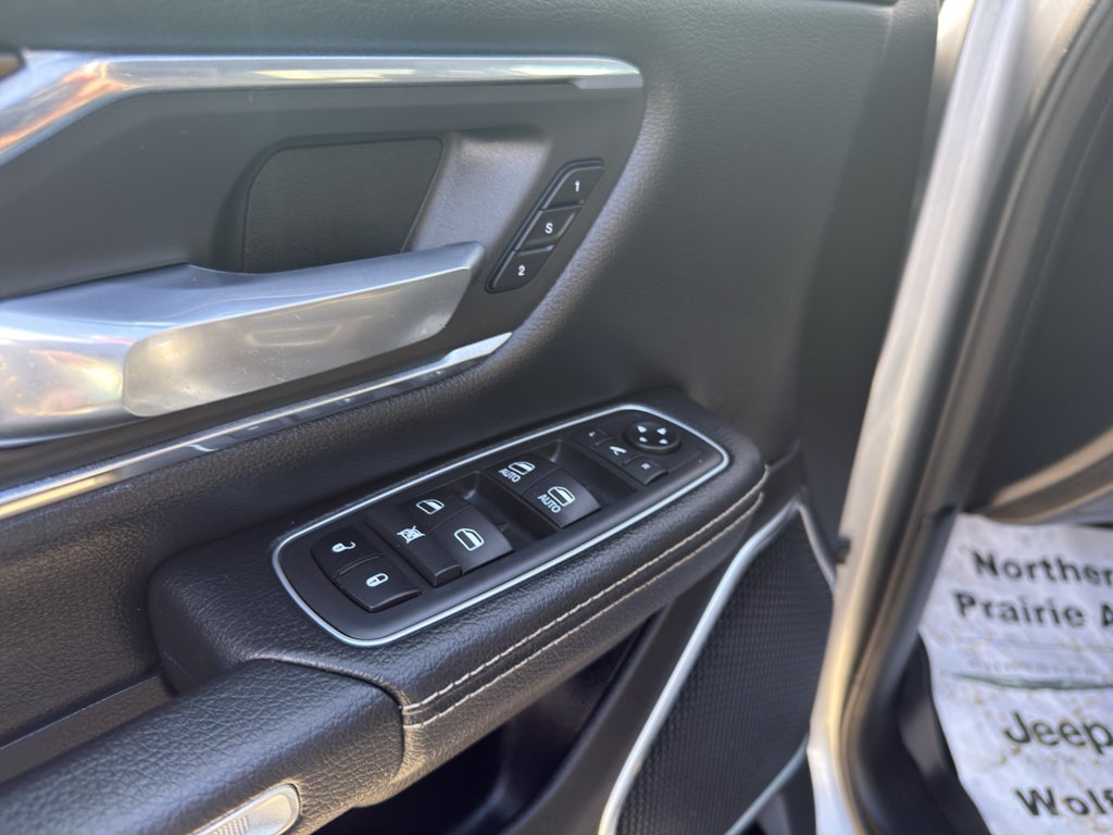 2021 RAM 1500 Laramie Crew Cab 4x4 6'4' Box