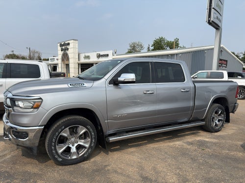 2019 RAM 1500 Laramie Crew Cab 4x4 6'4' Box