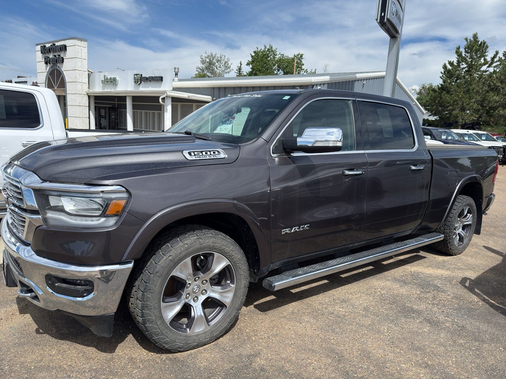 2019 RAM 1500 Laramie Crew Cab 4x4 6'4' Box
