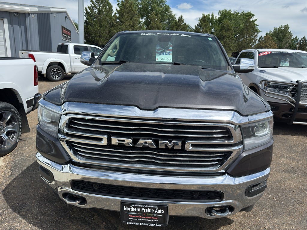 2019 RAM 1500 Laramie Crew Cab 4x4 6'4' Box