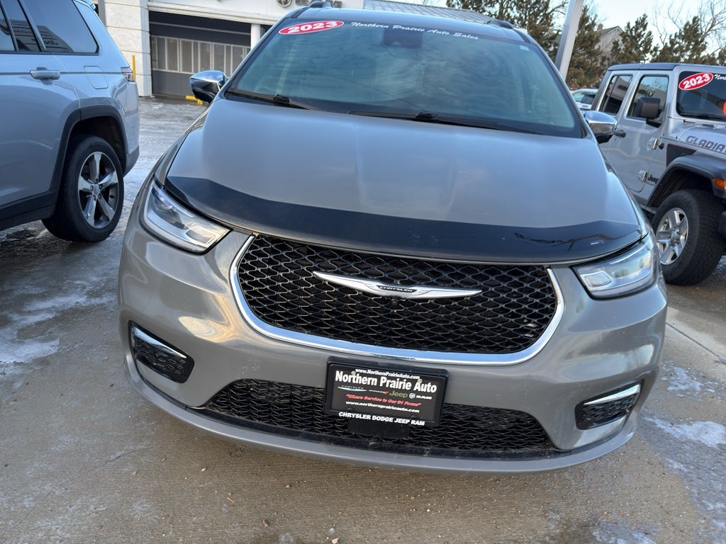 2023 Chrysler Pacifica Limited AWD