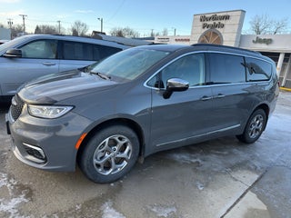 2023 Chrysler Pacifica Limited AWD