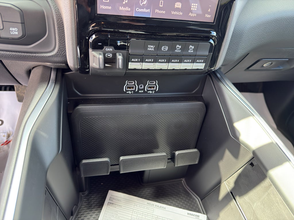 2026 RAM Ram 3500 RAM 3500 BIG HORN CREW CAB 4X4 8' BOX