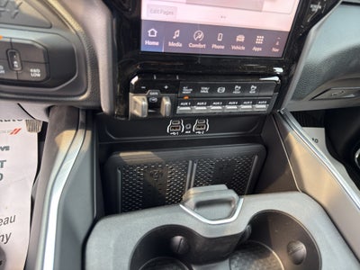 2026 RAM Ram 3500 RAM 3500 LARAMIE CREW CAB 4X4 8' BOX