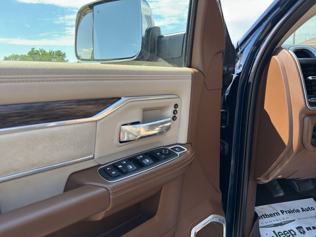 2020 RAM 2500 Laramie Crew Cab 4x4 8' Box