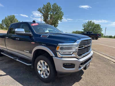 2020 RAM 2500 Laramie Crew Cab 4x4 8' Box