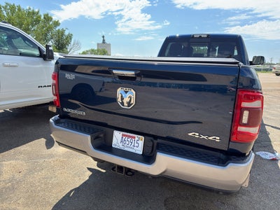 2020 RAM 2500 Laramie Crew Cab 4x4 8' Box